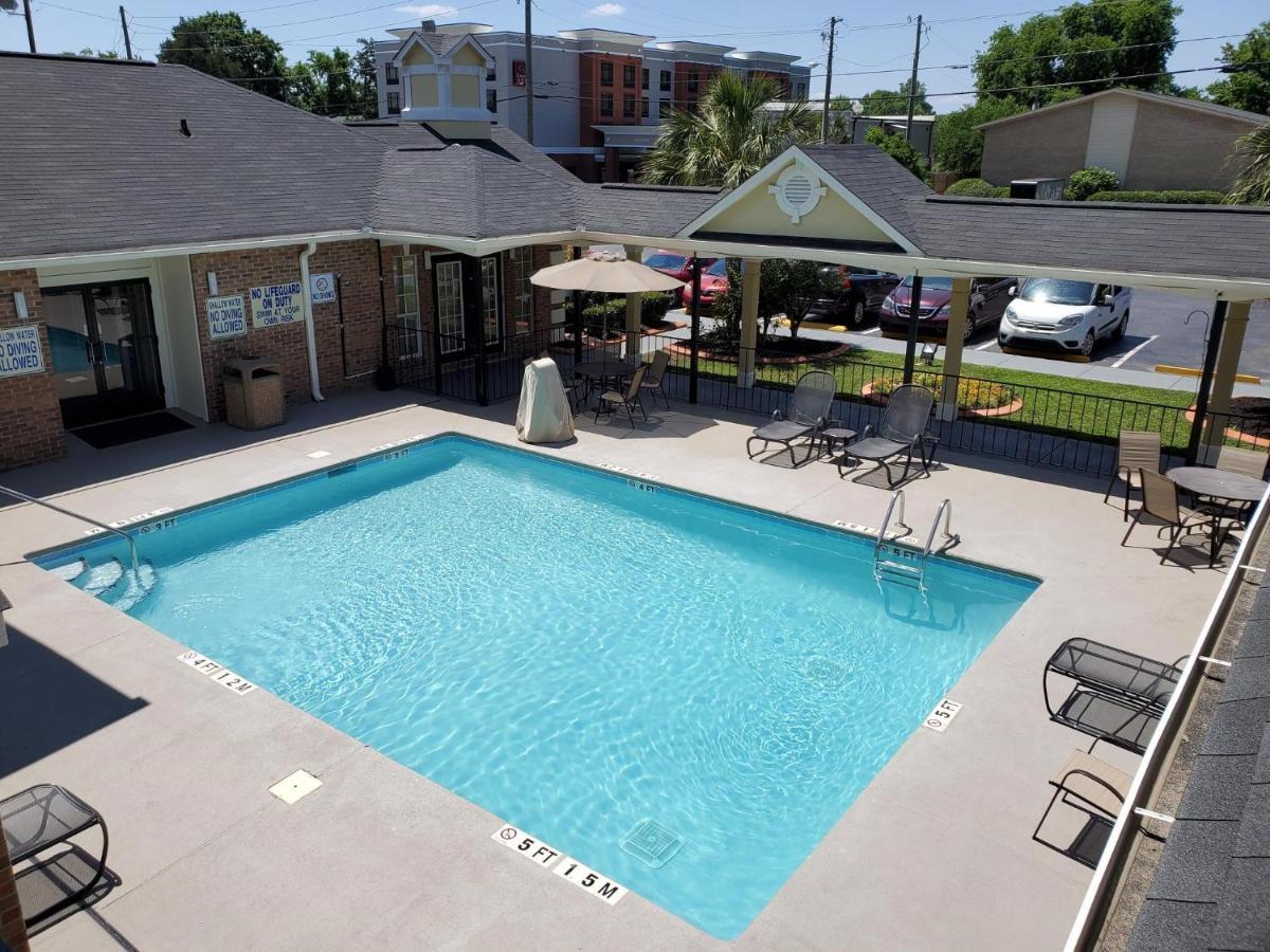 Quality Inn & Suites Lexington Exterior foto