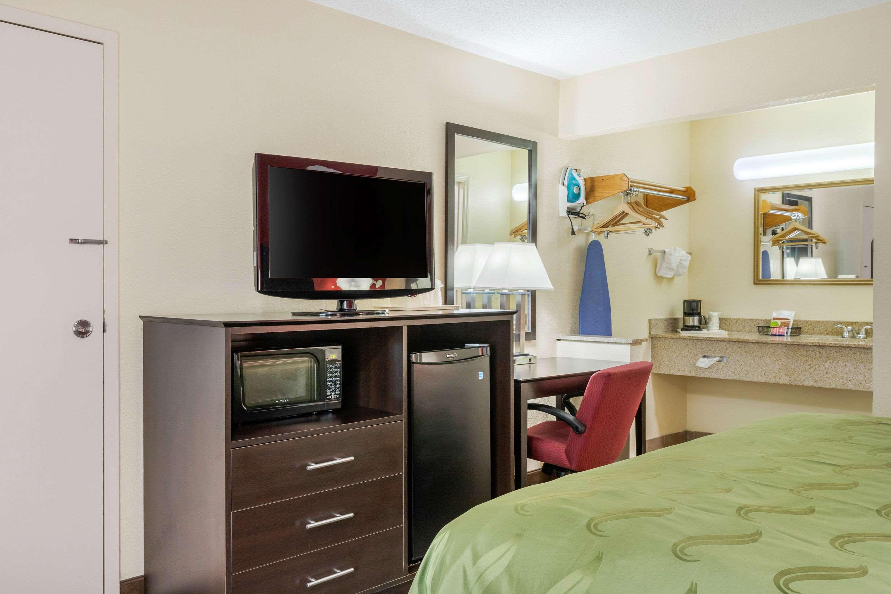 Quality Inn & Suites Lexington Exterior foto