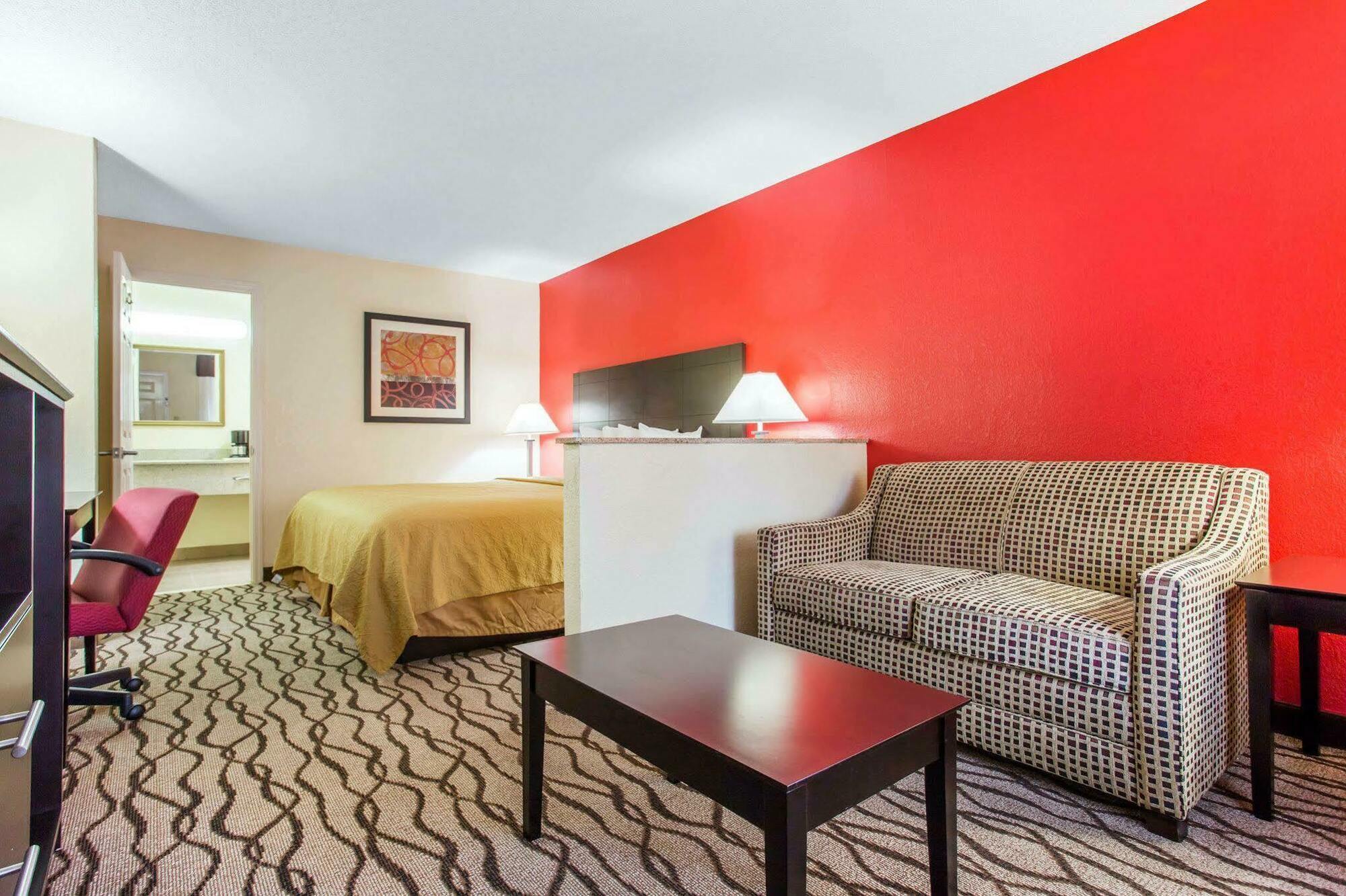 Quality Inn & Suites Lexington Exterior foto